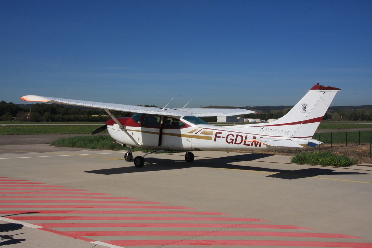 Cessna 182 RG - F-GDLM