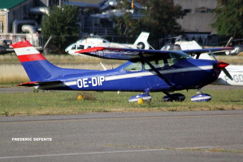 Cessna 182 - OE-DIP