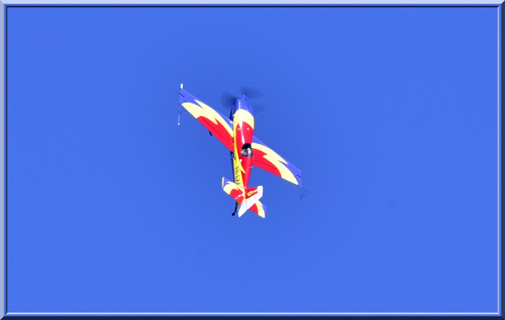 Extra 330 - YR-EXA