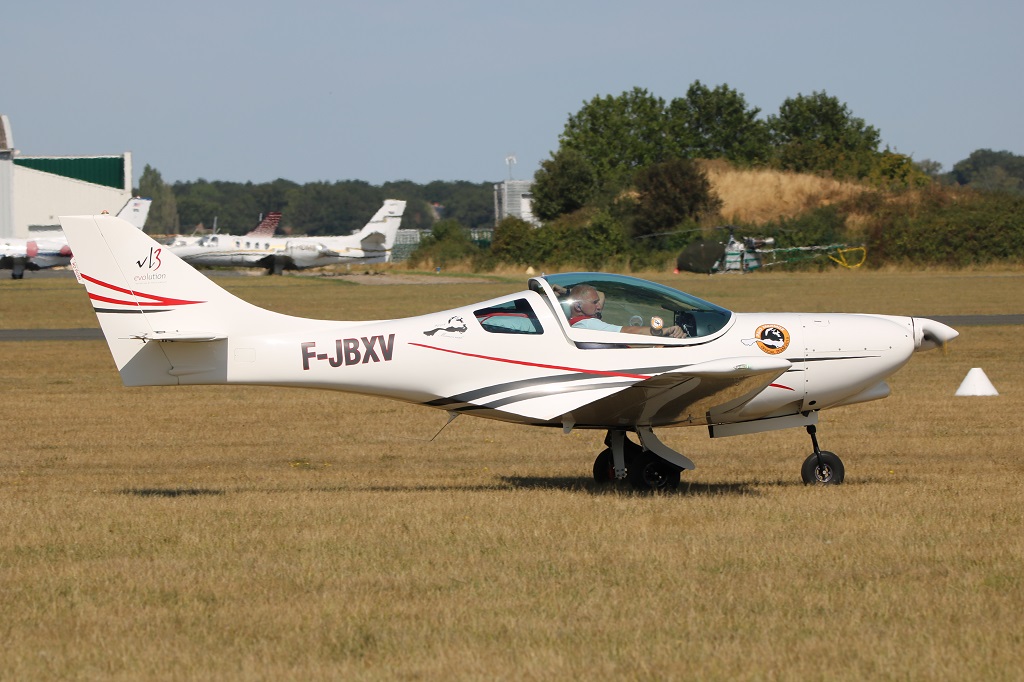 Aveko Aircraft VL-3 Evolution - F-JBXV