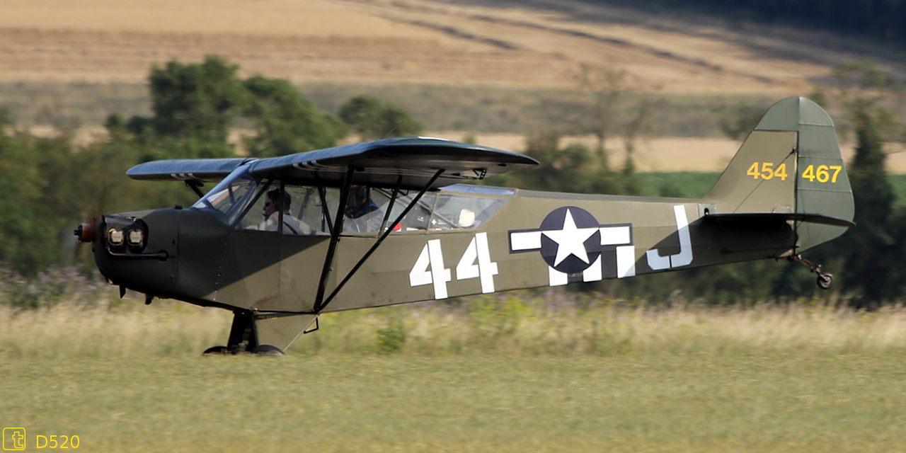 Piper J3 Cub - G-BILI