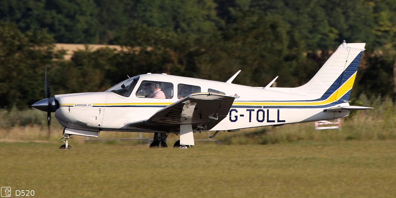 Piper PA-28 R-201 Arrow - G-TOLL