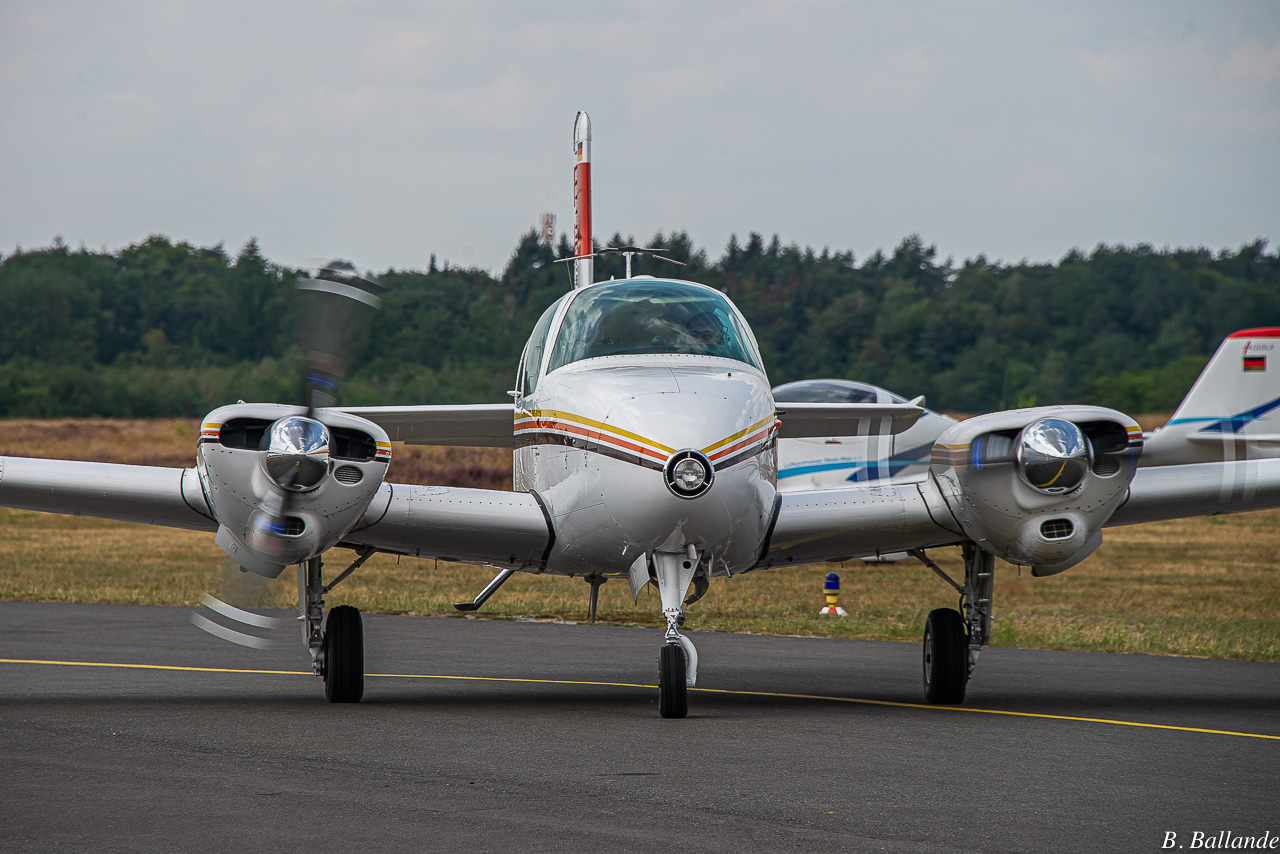 Beech 95 Travel Air - D-GATA