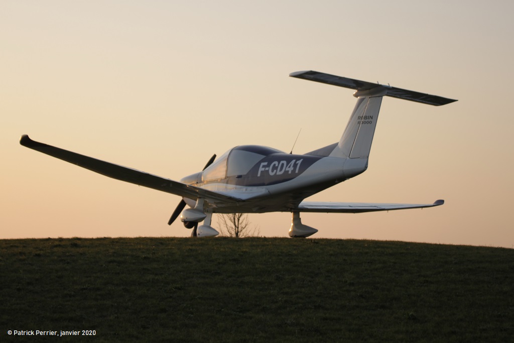 Robin R 3000/140 - F-CD41