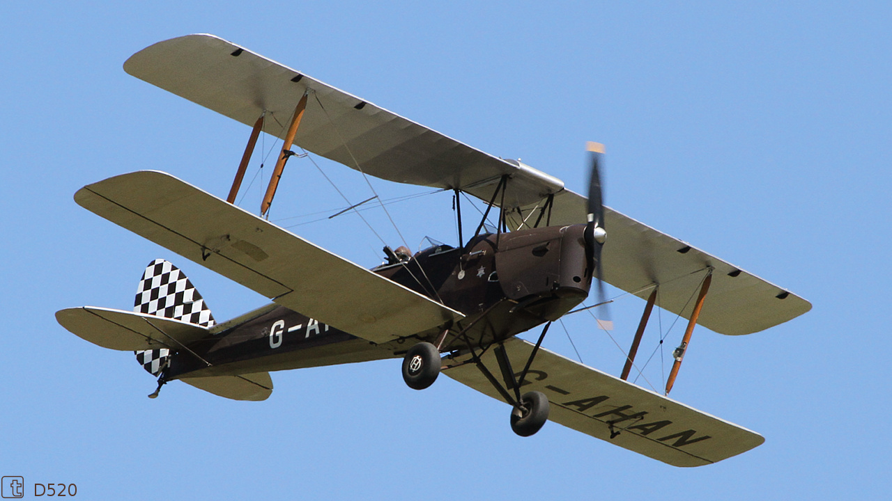De Havilland DH 82 Tiger Moth - G-AHAN