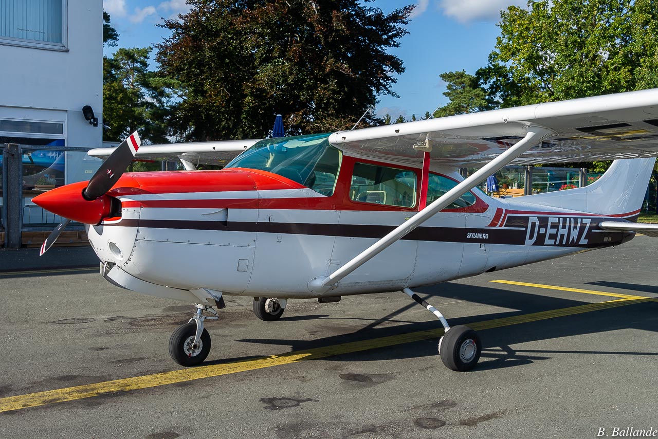 Cessna 182 RG - D-EHWZ