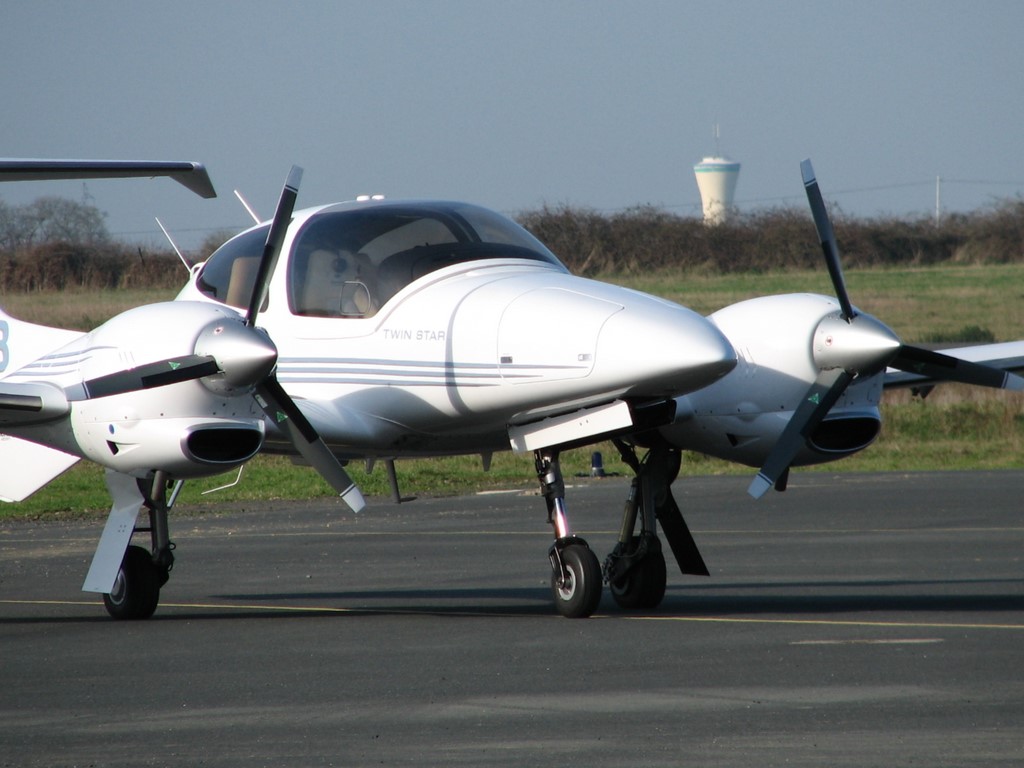 Diamond DA42 Twin Star - F-HDAB