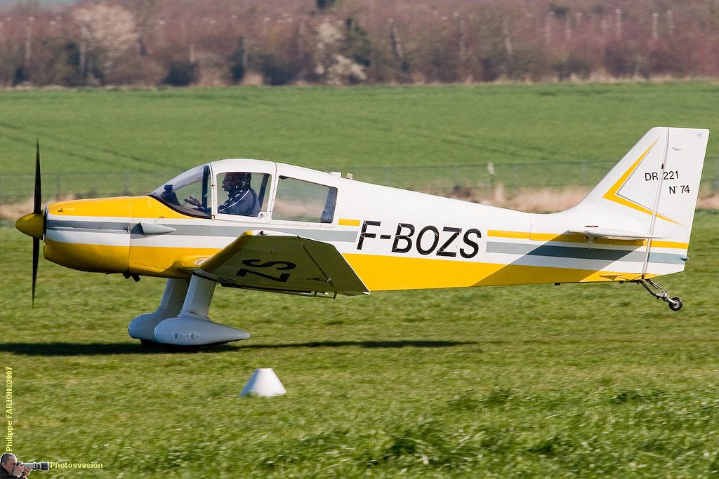 Robin DR 221 - F-BOZS