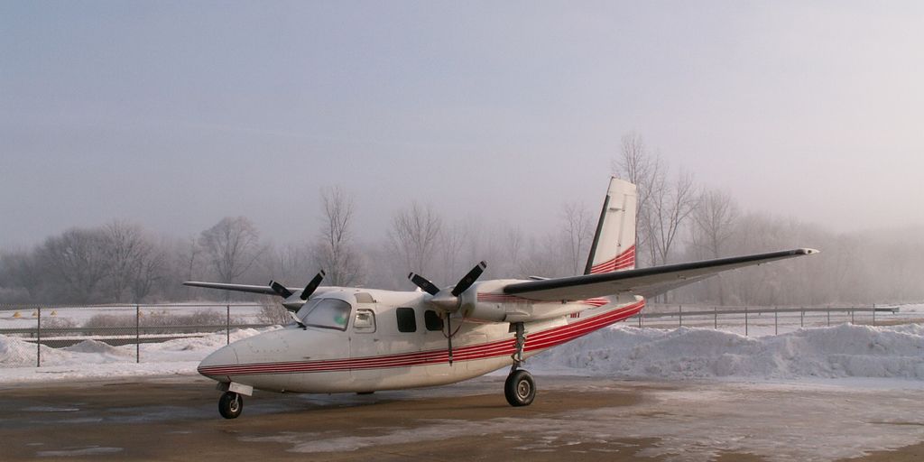 Aero Commander 500 - N717MP