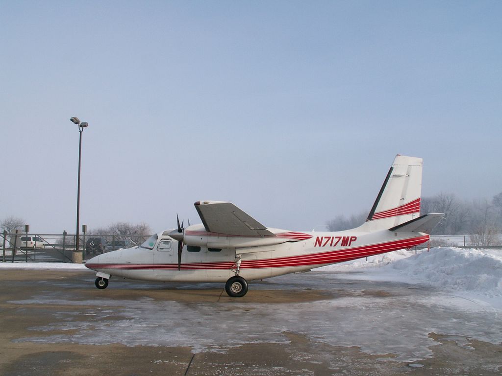 Aero Commander 500 - N717MP