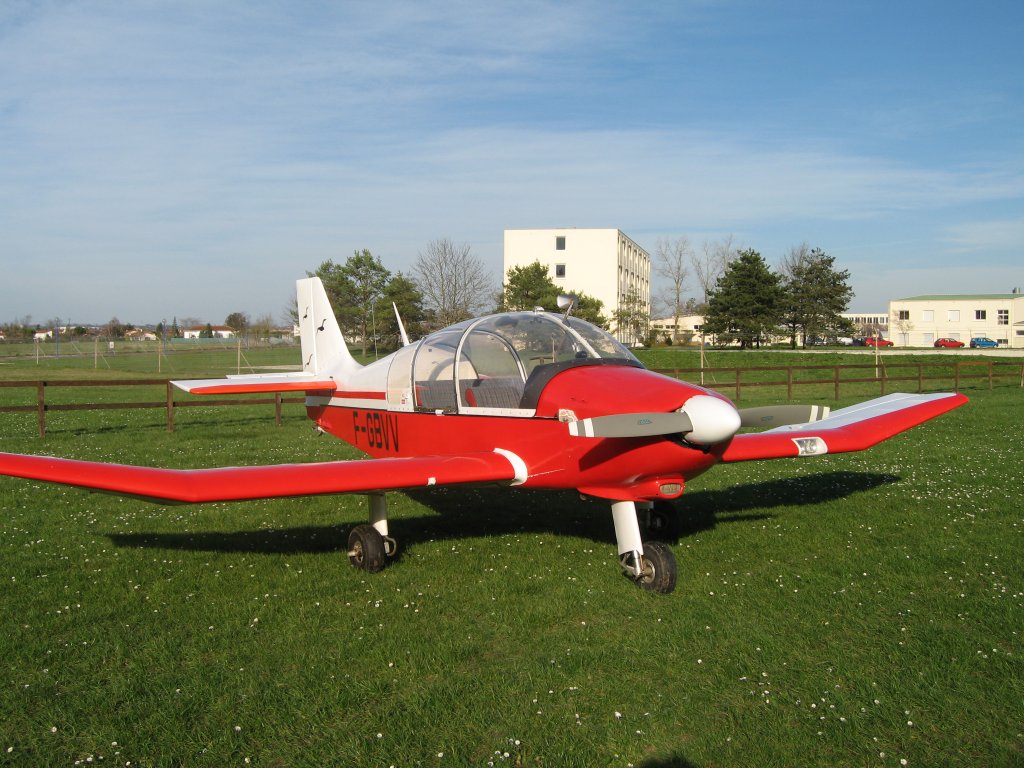 Robin DR 400-180 R - F-GBVV