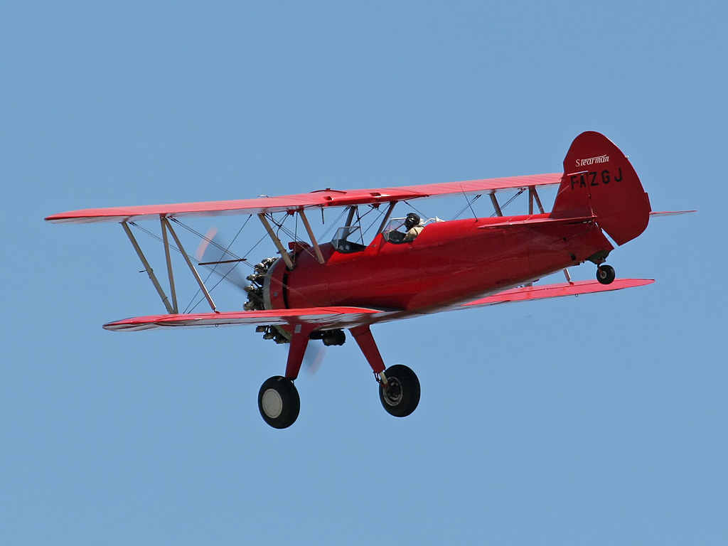 Boeing Stearman - F-AZGJ