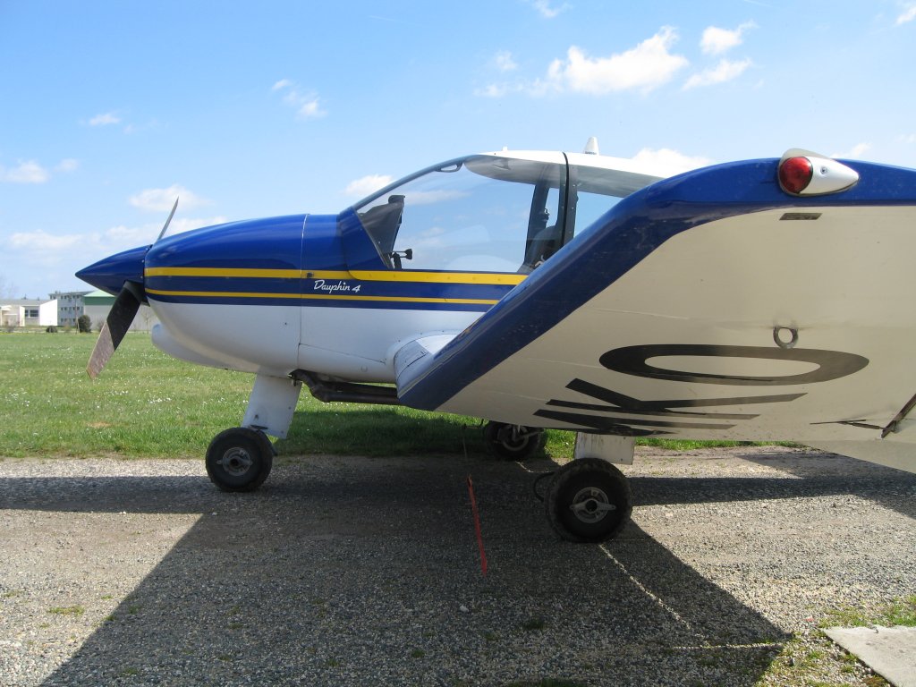 Robin DR 400-140 B - F-GMKO