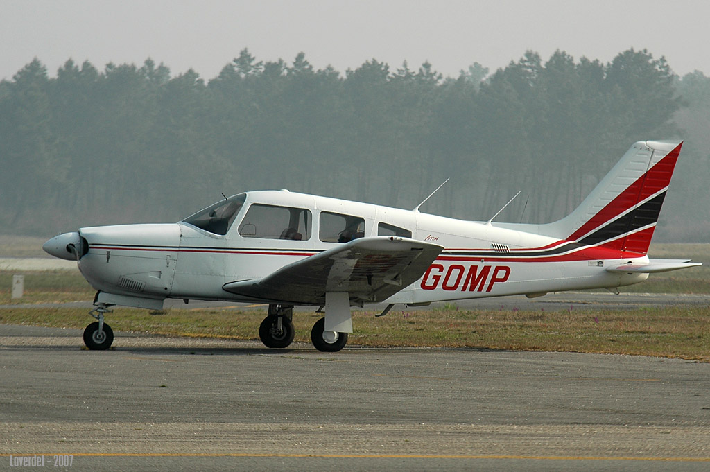 Piper PA-28 R-201 Arrow - F-GOMP