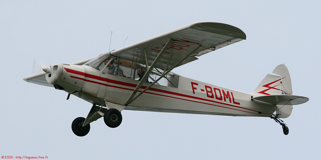 Piper PA-19 Super Cub - F-BOML