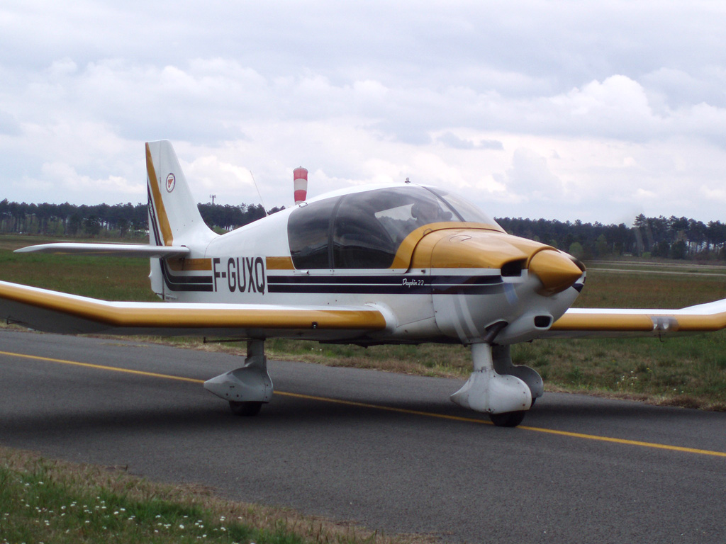 Robin DR 400-120 - F-GUXQ