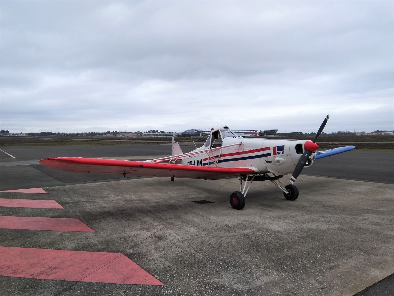 Piper PA-25-235 Pawnee - OO-LVN