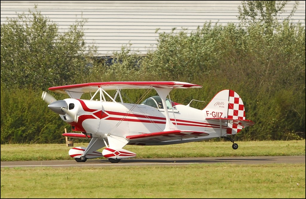 Pitts S-2A - F-GIIZ