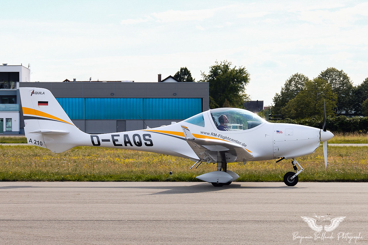 Aquila AT01 - D-EAQS