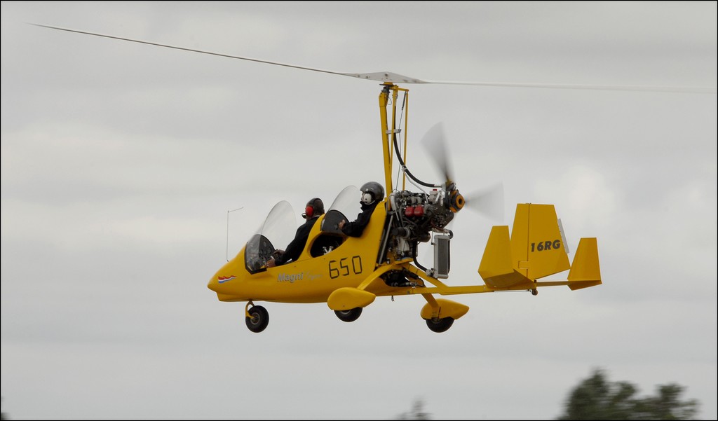 Magni Gyro M-16 Tandem Trainer - 16 RG