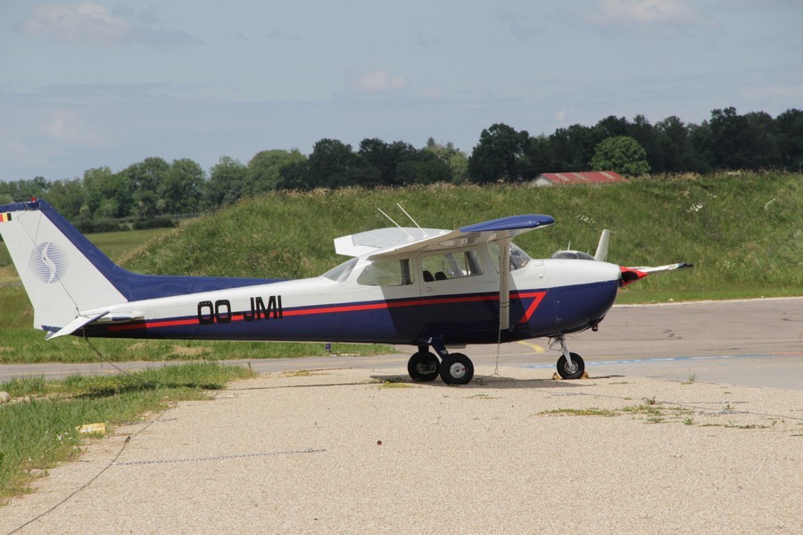 Cessna 172 - OO-JMI