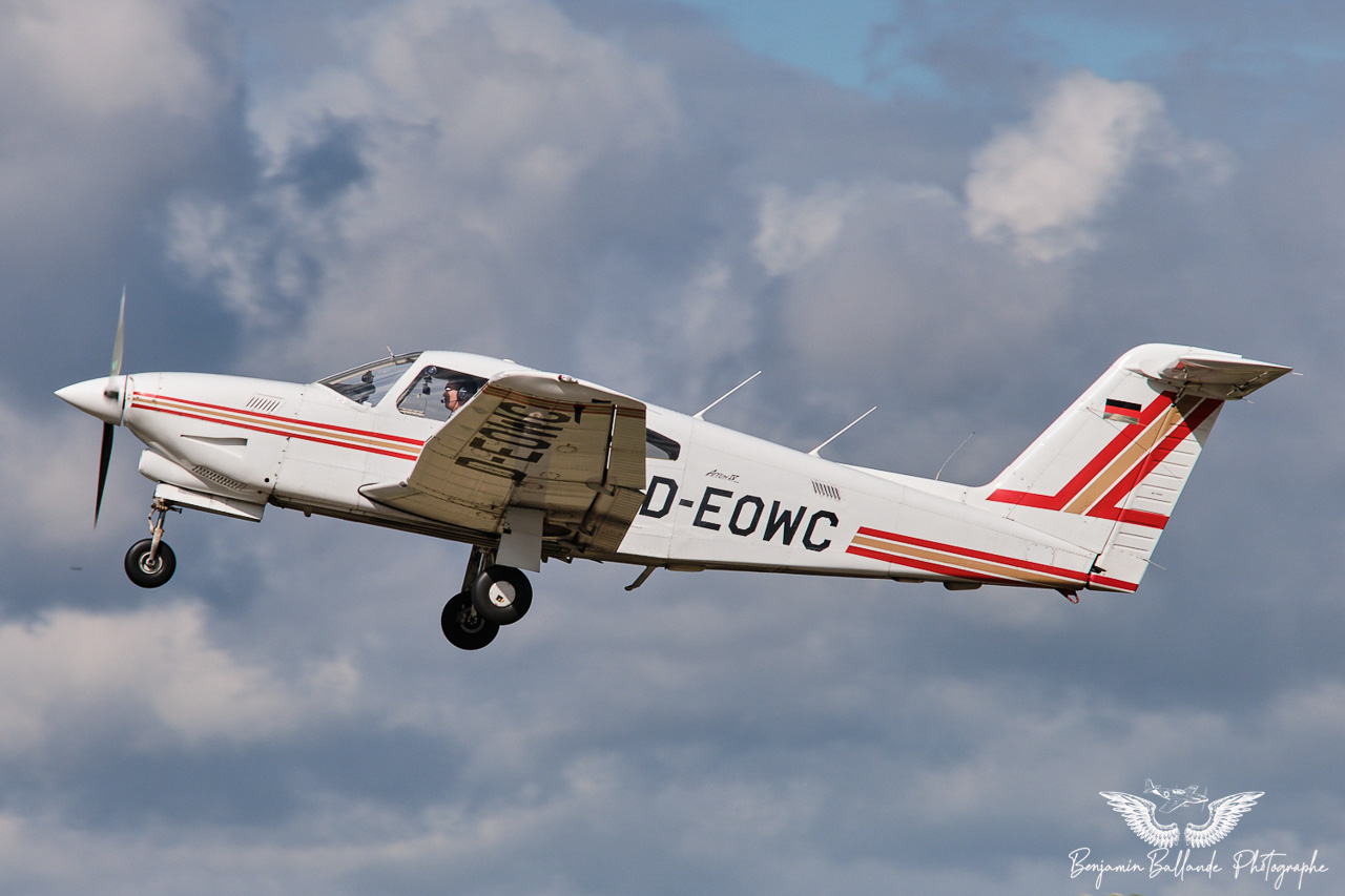 Piper PA-28 RT-201 T Arrow - D-EOWC