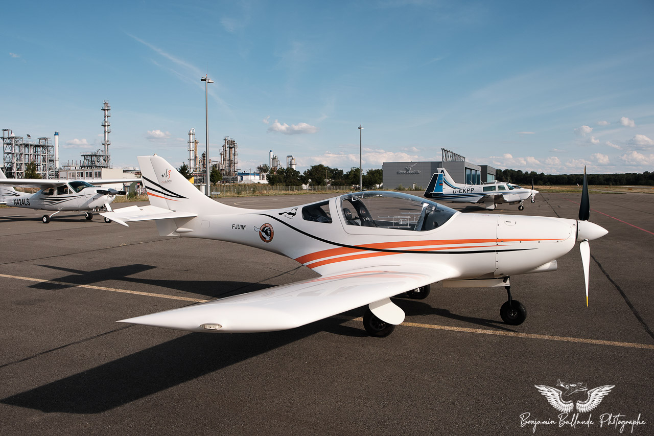Aveko Aircraft VL-3 Evolution - F-JUIM