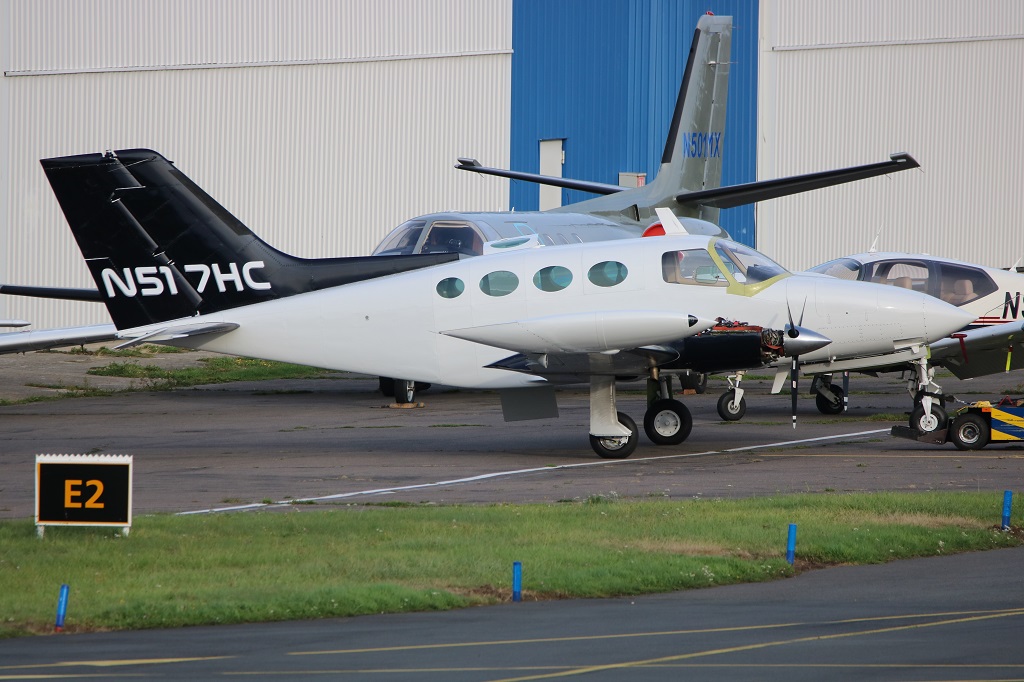 Cessna 401 - N517HC