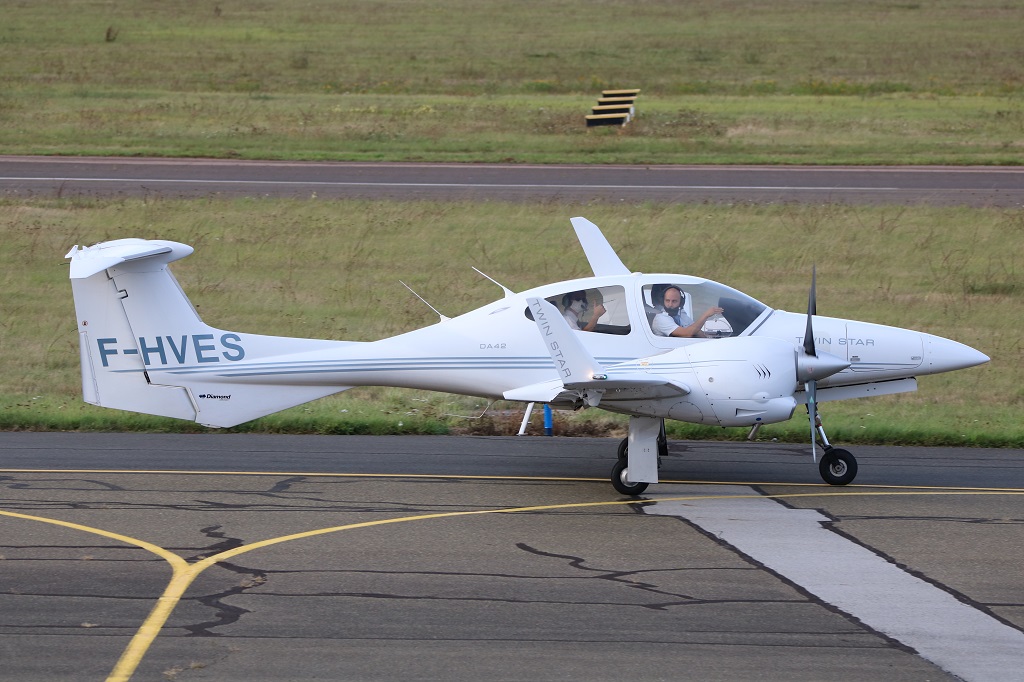 Diamond DA42 Twin Star - F-HVES