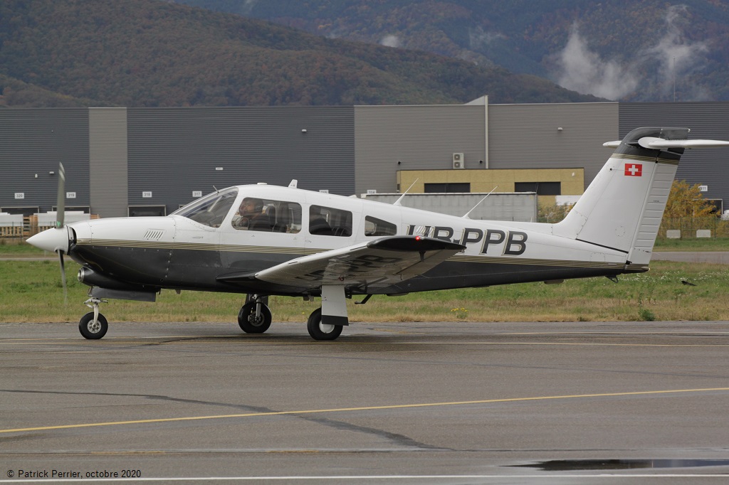 Piper PA-28 RT-201 T Arrow - HB-PPB