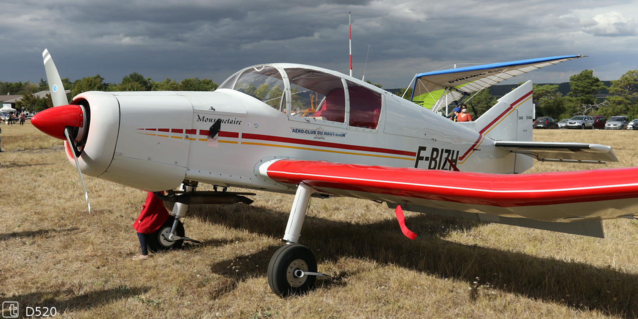 Jodel D 140 Mousquetaire - F-BIZH