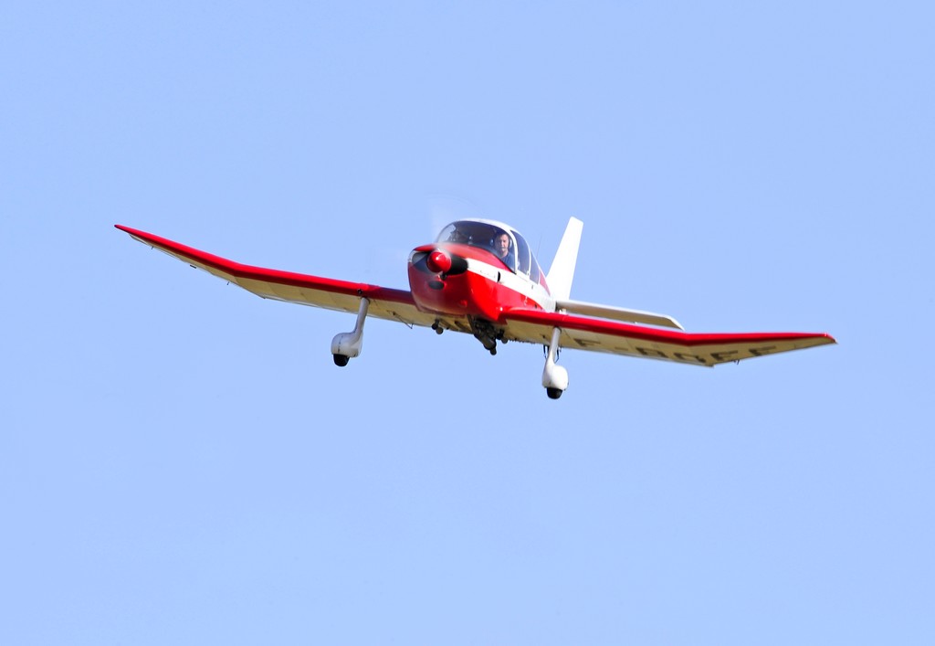 Robin DR 221 - F-BOFF