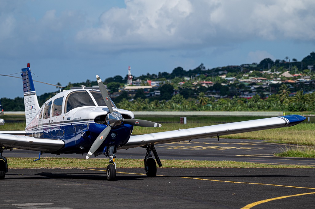 Piper PA-28 R-200 Arrow - F-HMNL