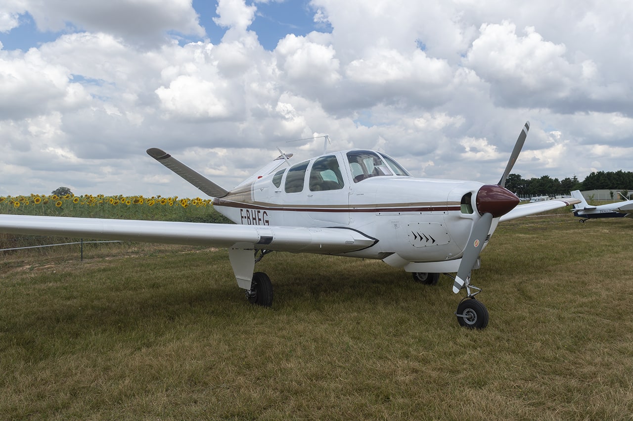 Beech 35 Bonanza - F-BHEG