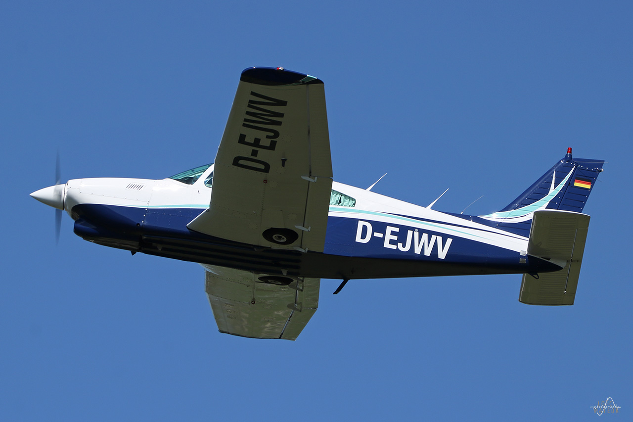 Piper PA-28 R-201 T Arrow - D-EJWV