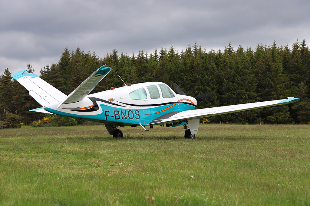 Beech 35 Bonanza - F-BNOS