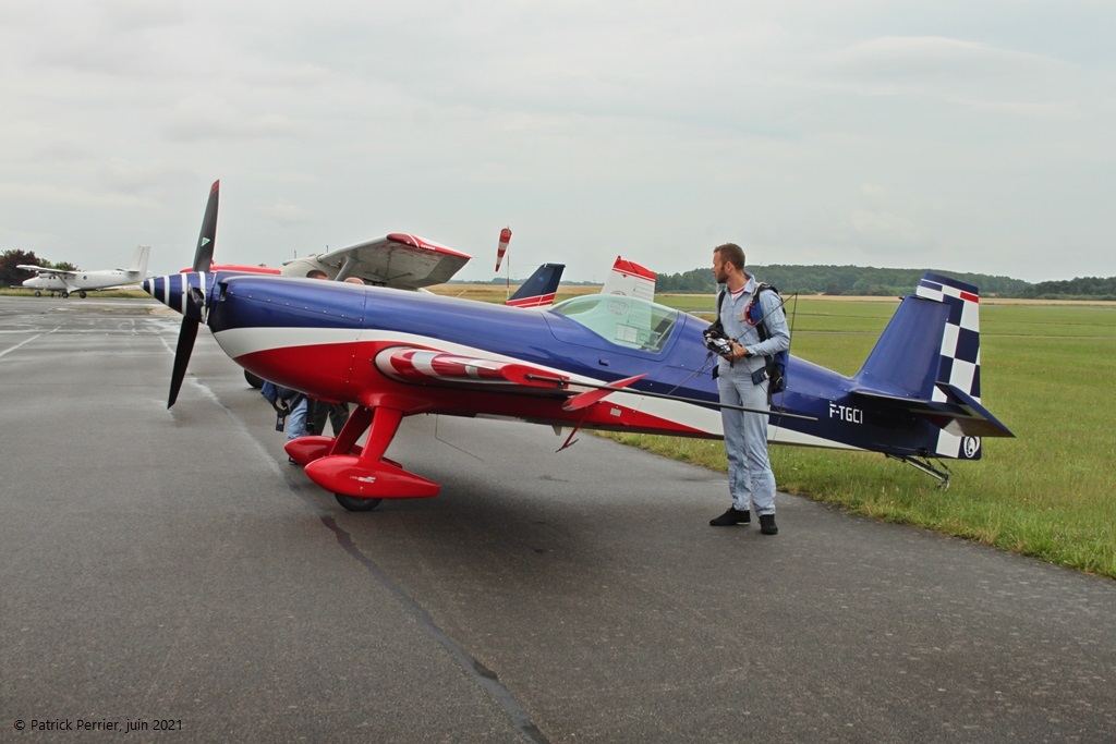 Extra 330 - F-TGCI