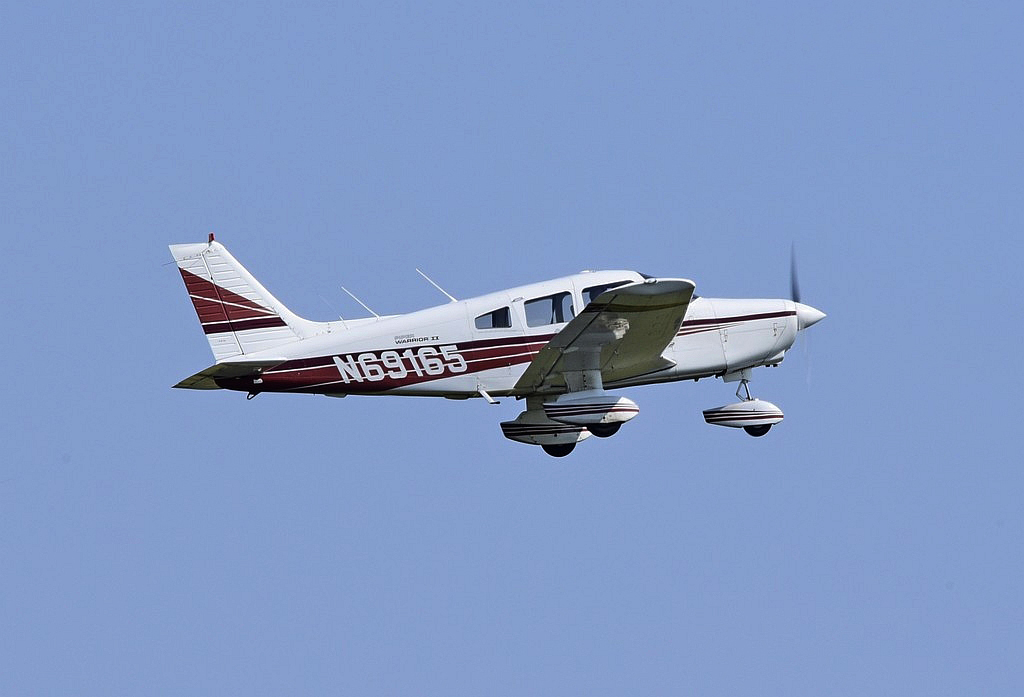 Piper PA-28-161 Warrior - N69165