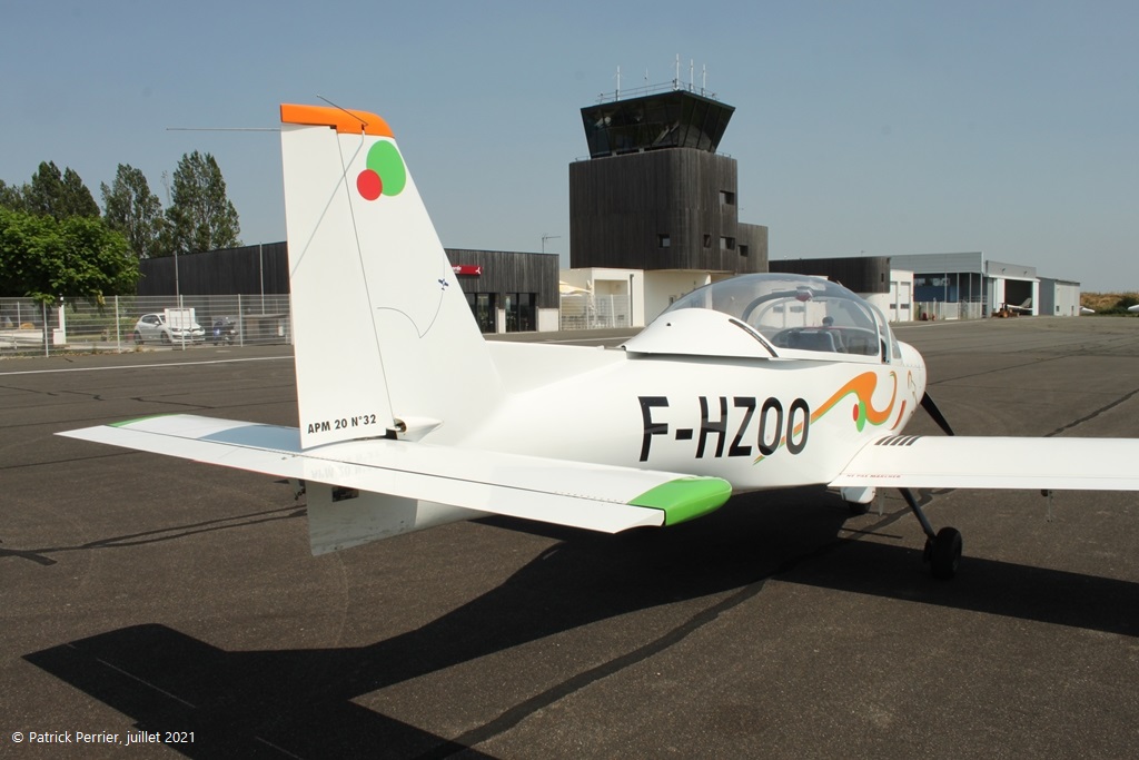 APM 20 Lionceau - F-HZOO