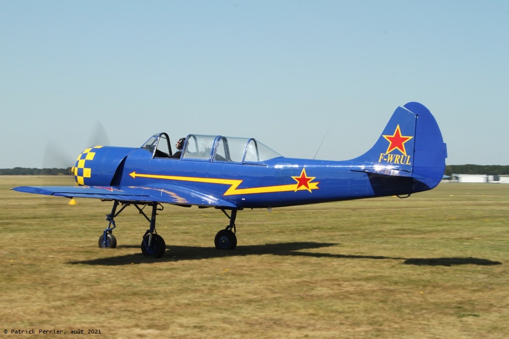 Yakovlev Yak-52 - F-WRUL