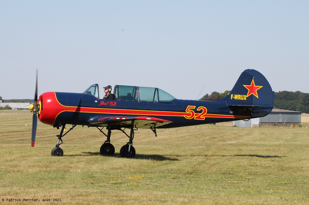 Yakovlev Yak-52 - F-WRUX