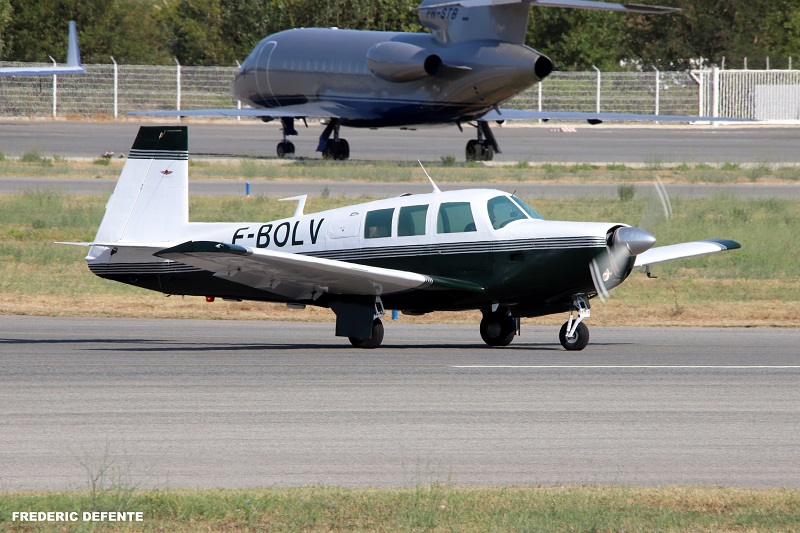 Mooney M 20 F Executive - F-BOLV