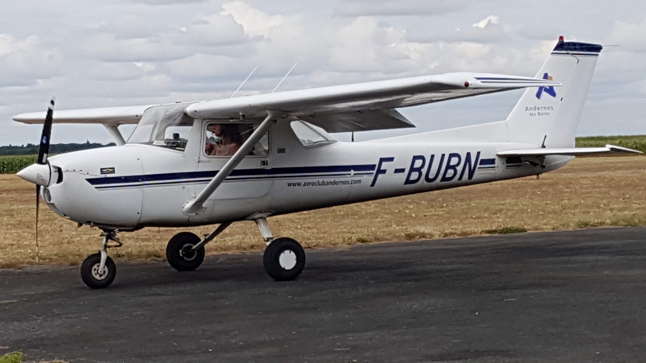 Cessna 150 - F-BUBN