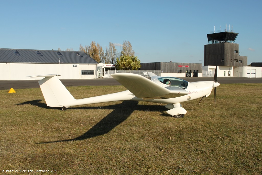 Urban Air UFM-15 Lambada - 33 AIL