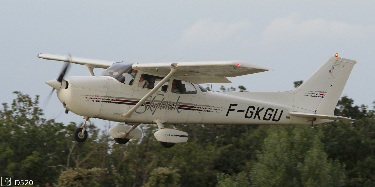 Cessna 172 - F-GKGU