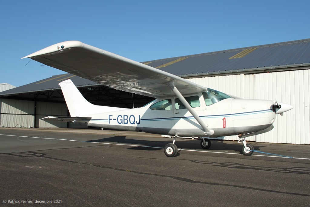 Cessna 182 RG - F-GBQJ