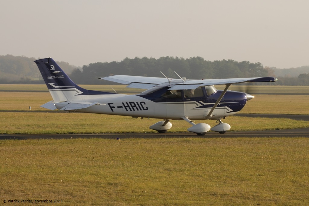 Cessna 182 - F-HRIC