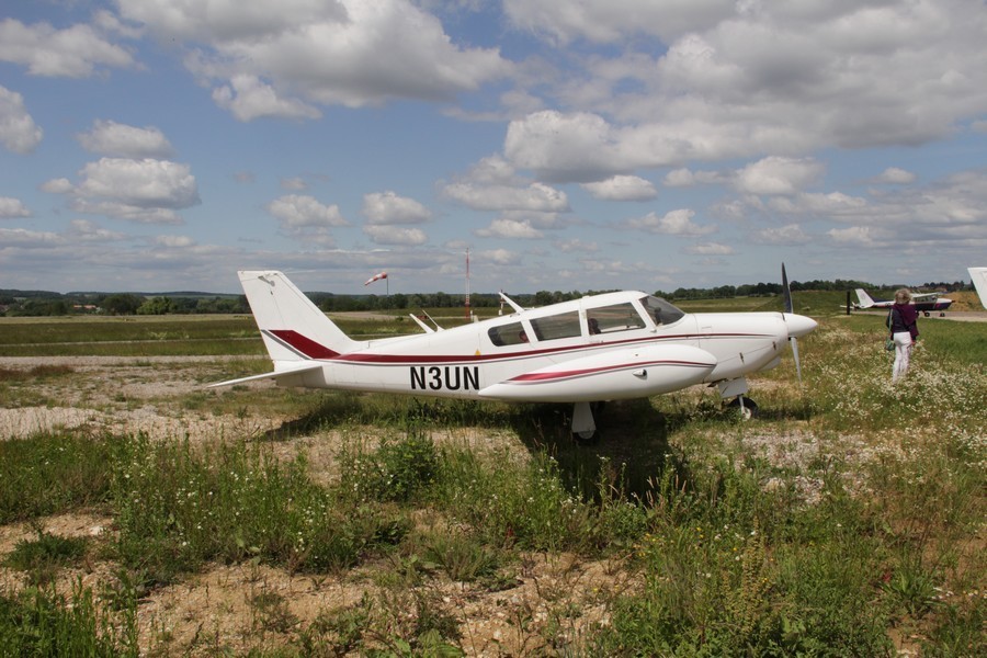 Piper PA-24-260 Comanche - N3UN