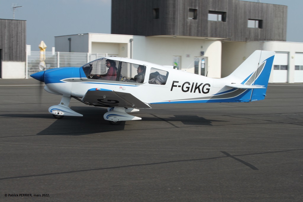 Robin DR 400-140 B - F-GIKG