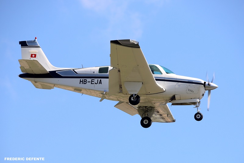 Beech 36 Bonanza - HB-EJA